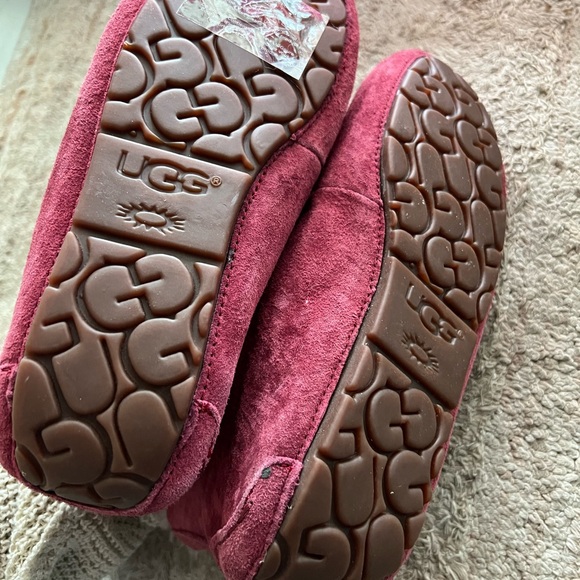 UGG Plush-Lined Women's Suede Moccasin Slippers - Rose Pink/red - Picture 4 of 5